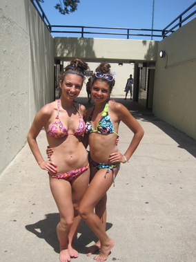 Bikini Thumbnail Gallery